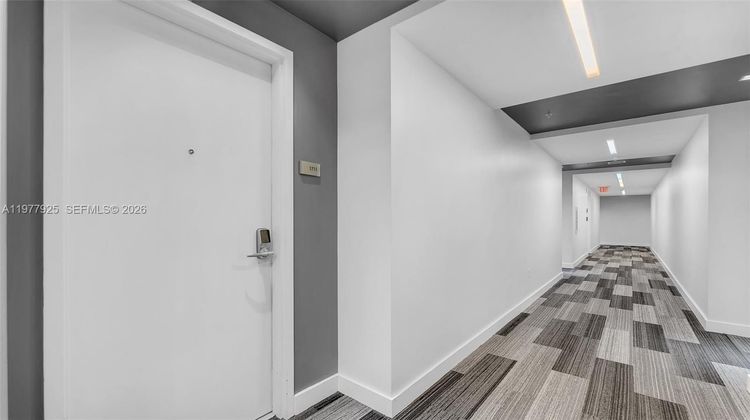 Midtown 4 #H1711 image #19