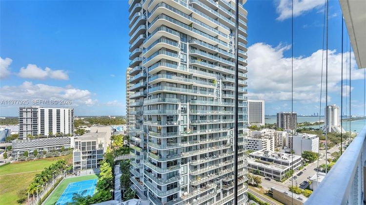 Midtown 4 #H1711 image #25