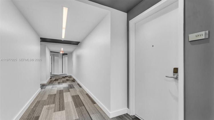 Midtown 4 #H1711 image #26