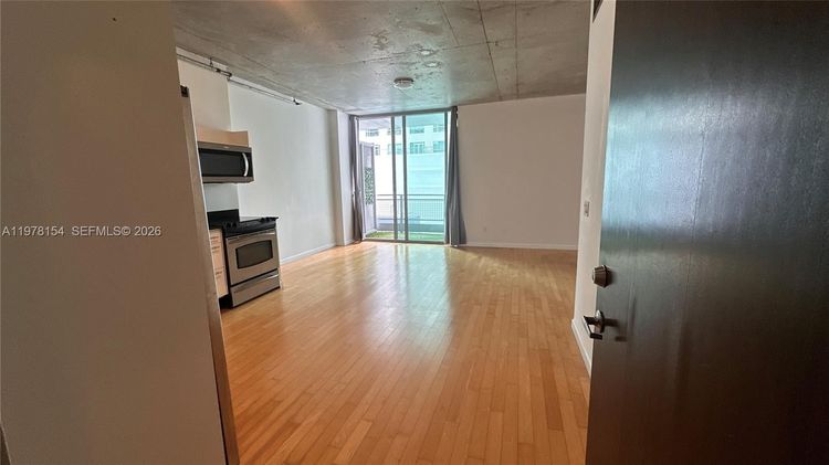 Neo Vertika #1128 image #10