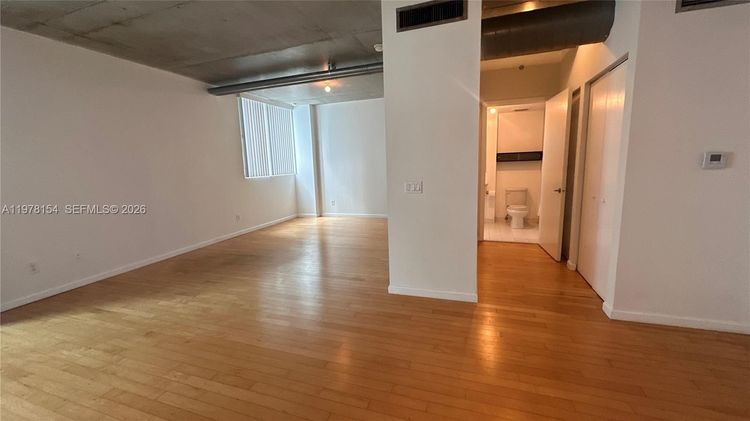 Neo Vertika #1128 image #23