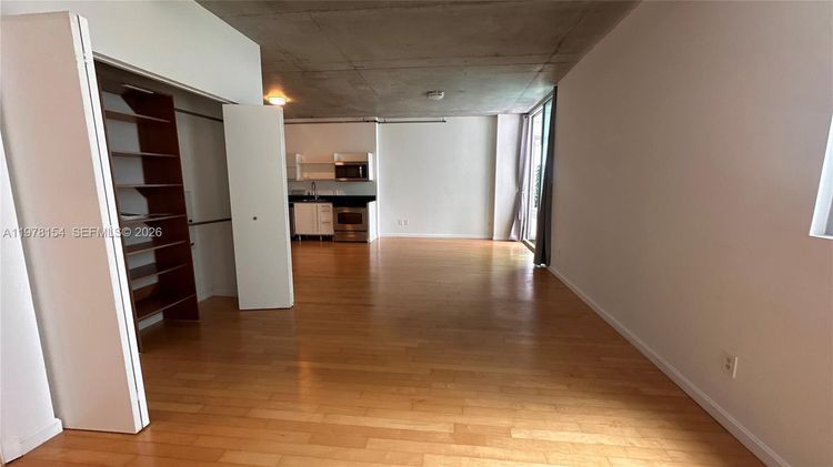 Neo Vertika #1128 image #25