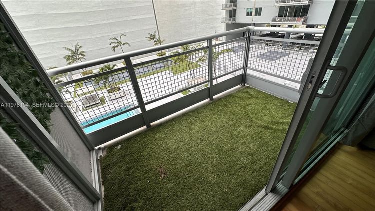 Neo Vertika #1128 image #29