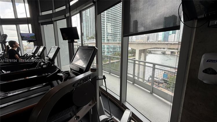 Neo Vertika #1128 image #36