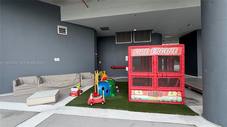 Neo Vertika #1128 image #41