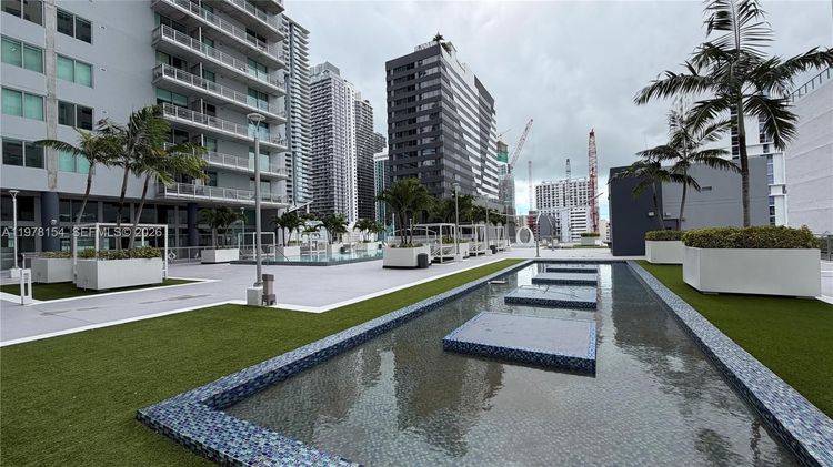 Neo Vertika #1128 image #44