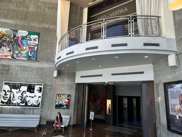 Neo Vertika #1128 image #6