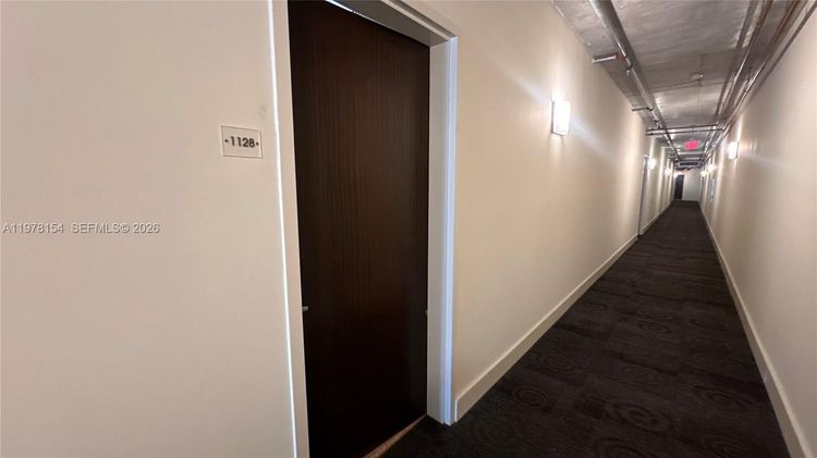 Neo Vertika #1128 image #9