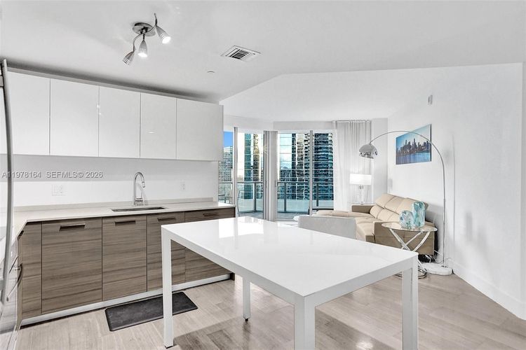 Brickell House #2702 image #29