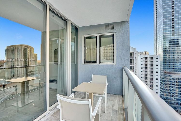 Brickell House #2702 image #32