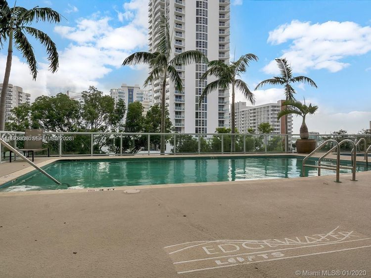Edgewater Lofts #406 image #13