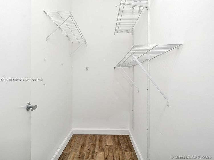 Edgewater Lofts #406 image #9