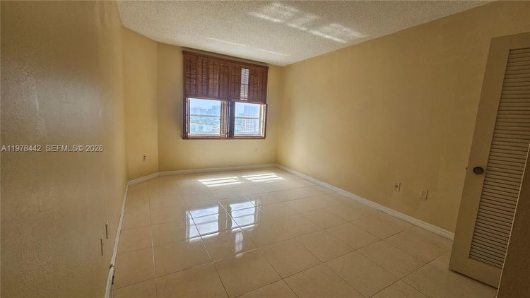 The Hemispheres #14L image #10