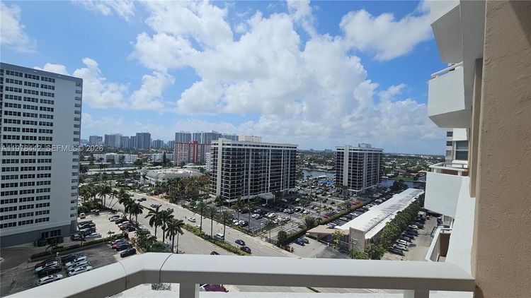 The Hemispheres #14L image #15