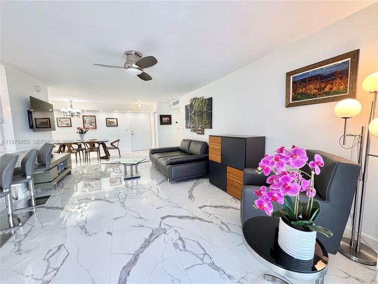 Winston Towers #1501 image #12