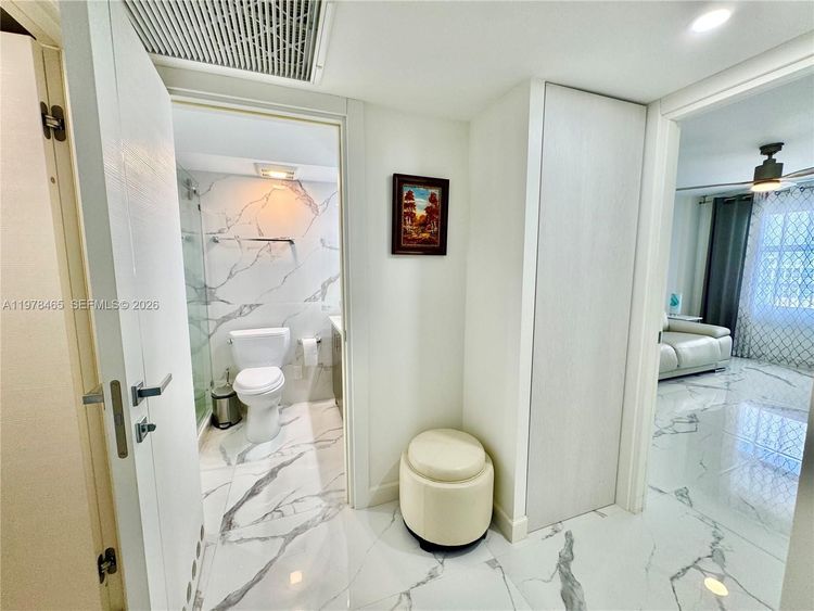 Winston Towers #1501 image #26