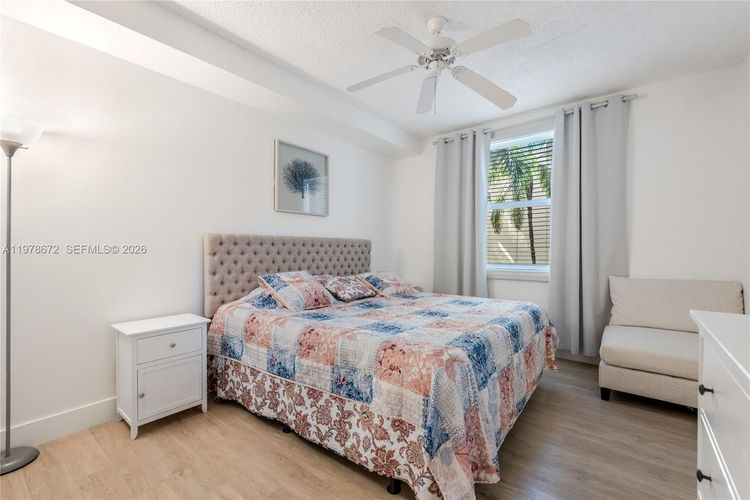 Porto Bellagio #1414 image #14