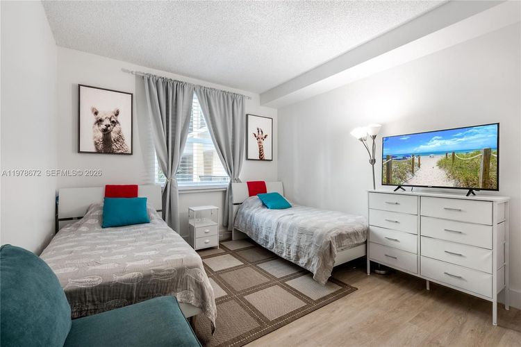 Porto Bellagio #1414 image #18