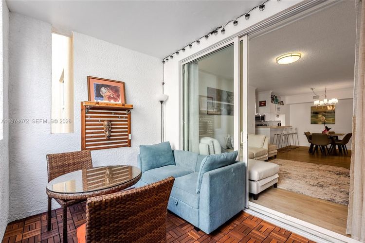 Porto Bellagio #1414 image #8