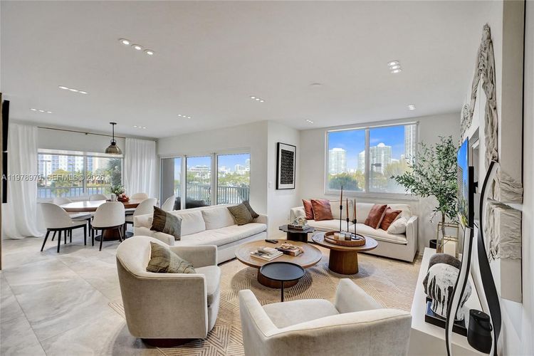 Arlen House East #205 image #11