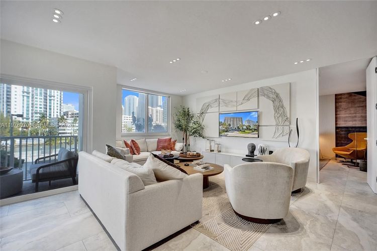 Arlen House East #205 image #6