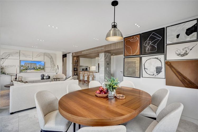 Arlen House East #205 image #8