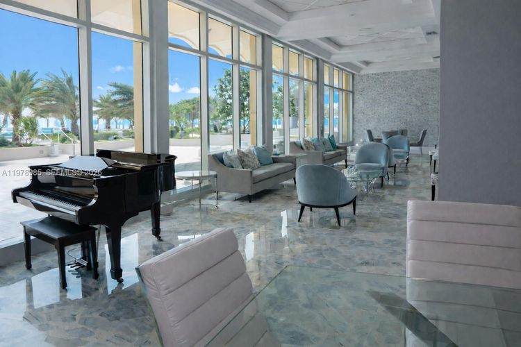 The Wave Condominium #1131 image #13