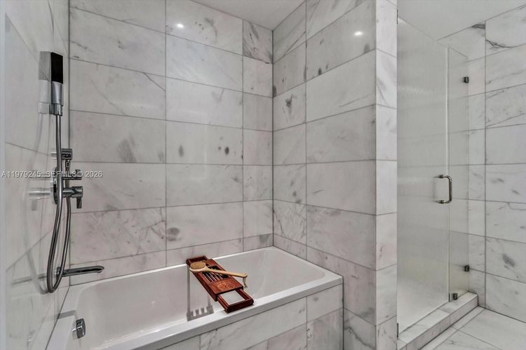 Five Park #903 image #17