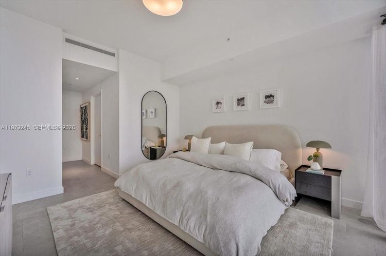 Five Park #903 image #23