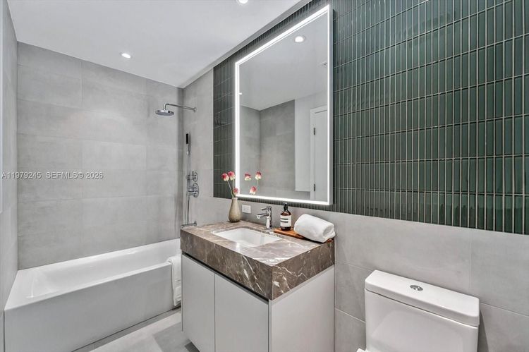 Five Park #903 image #25