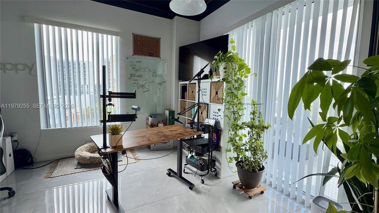 Neo Lofts #715 image #15