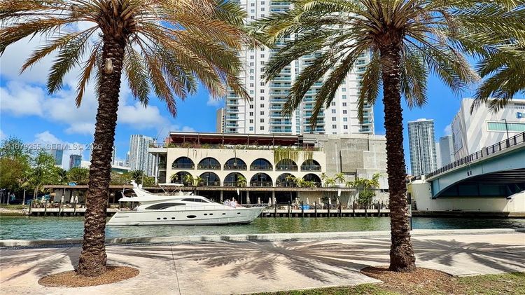 Neo Lofts #715 image #38