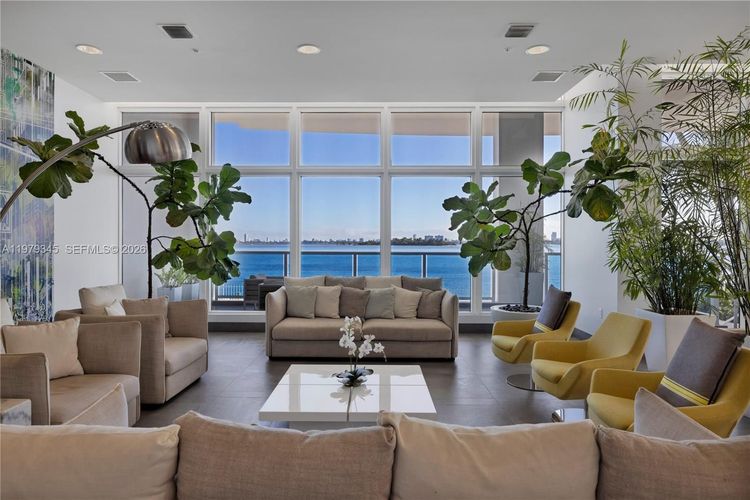 New Wave Condo #PH2F image #33