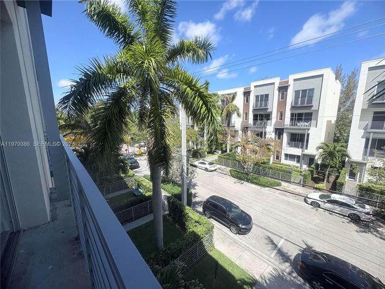 Galleria Lofts #304 image #15