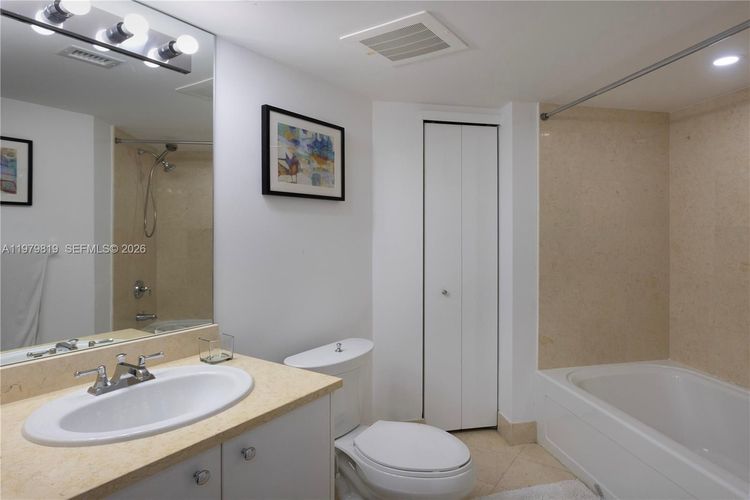 Turnberry Village #311 image #14