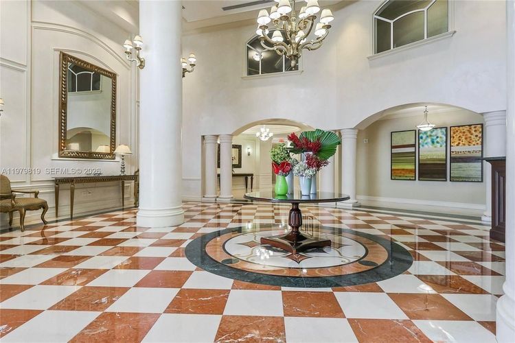 Turnberry Village #311 image #17