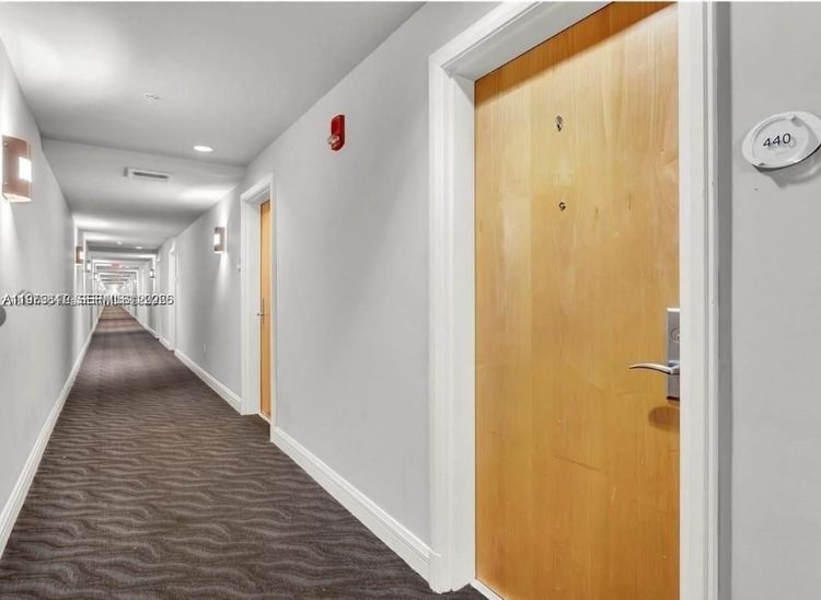 Vizcayne North Tower #440 image #9