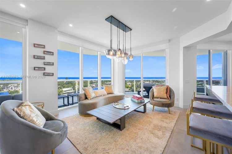 One Island Place #1101 image #11