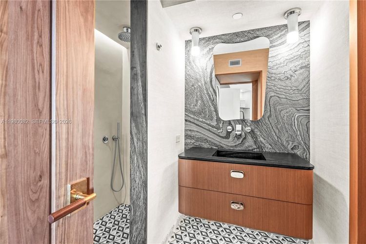 Waverly #3102 image #12