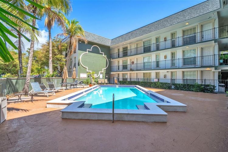 Virginia Pointe #39 image #23