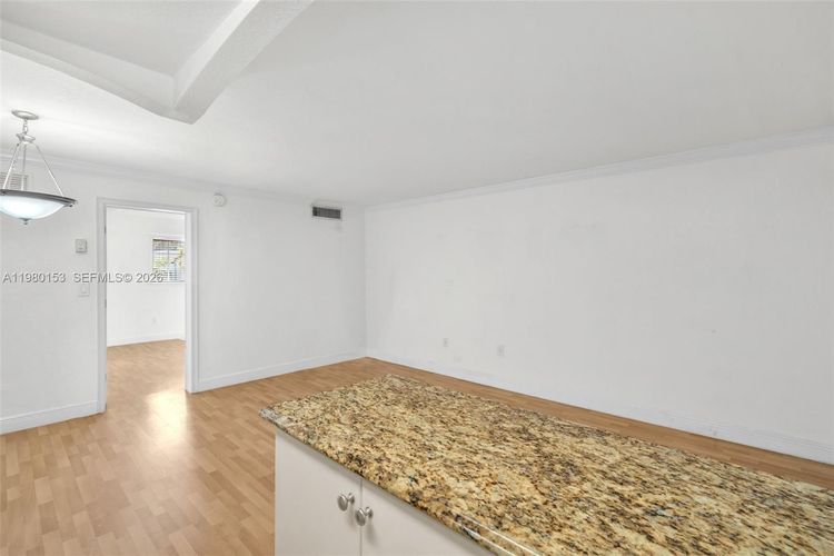 Virginia Pointe #39 image #7