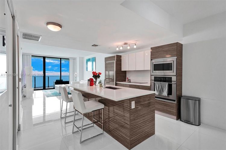 Icon Bay #3403 image #10