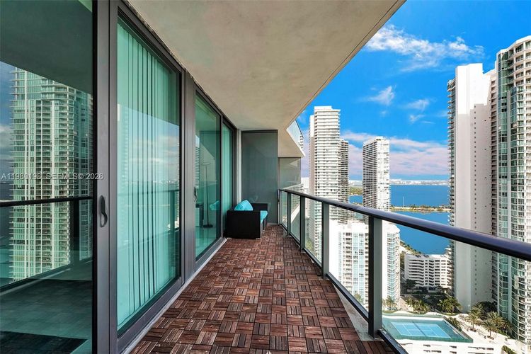 Icon Bay #3403 image #18