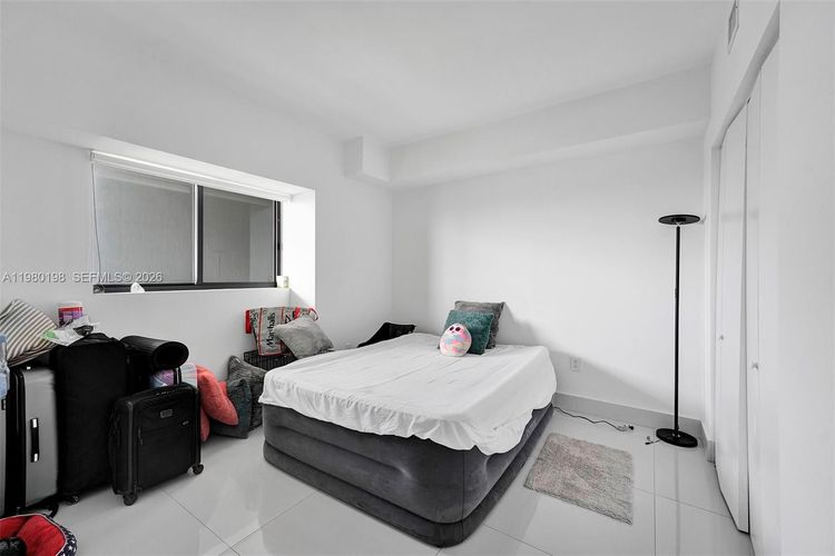 Icon Bay #3403 image #22