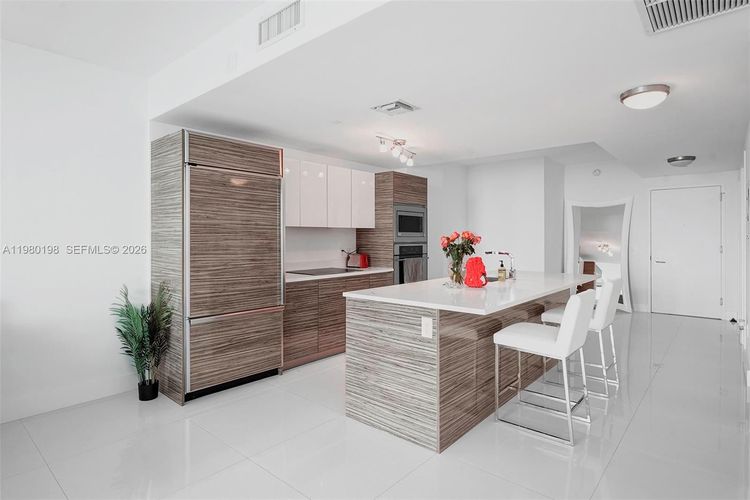 Icon Bay #3403 image #39