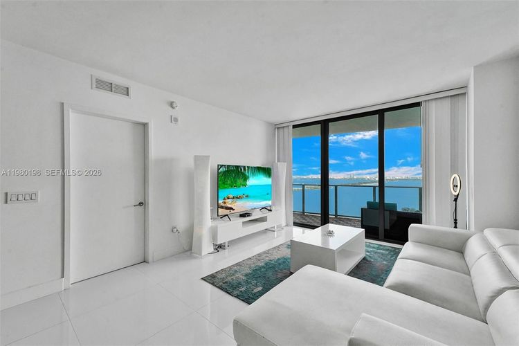 Icon Bay #3403 image #43