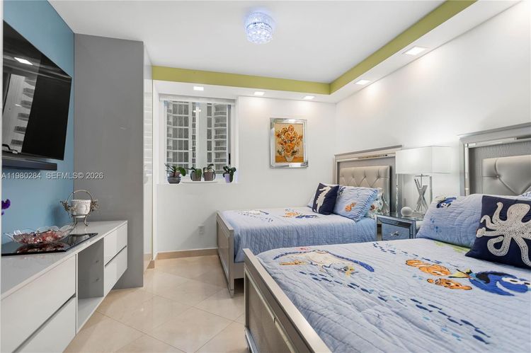 Green Diamond #1007 image #14