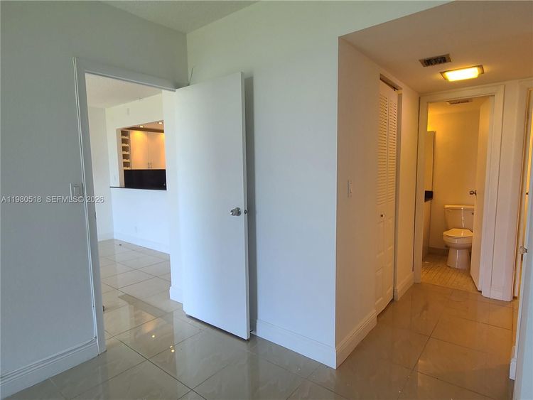 Coronado #705 image #8