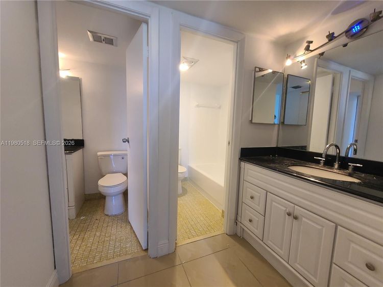 Coronado #705 image #9