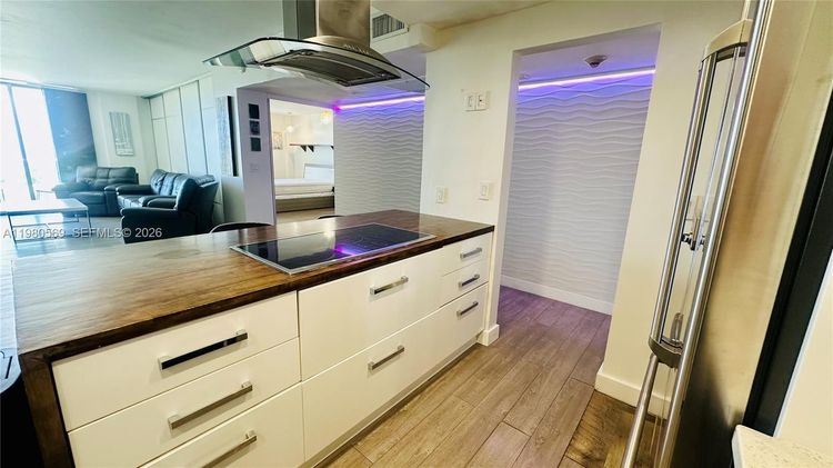 Oceanview #424 image #10